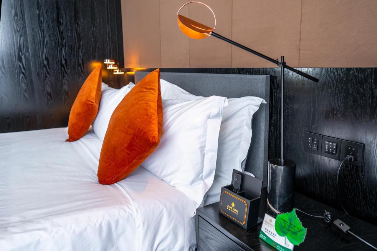 Ocean Hotel Пном Пен Екстериор снимка