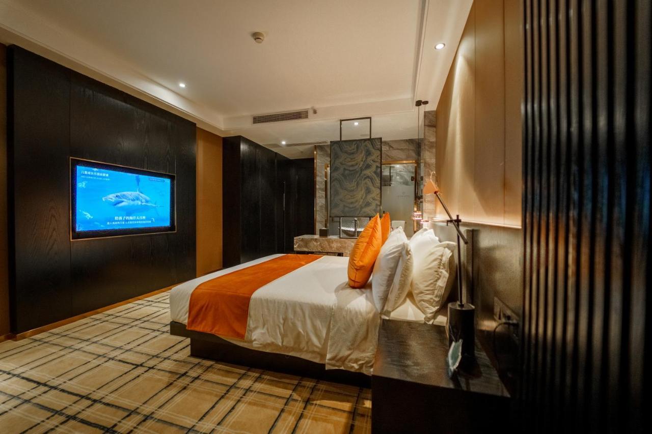 Ocean Hotel Пном Пен Екстериор снимка