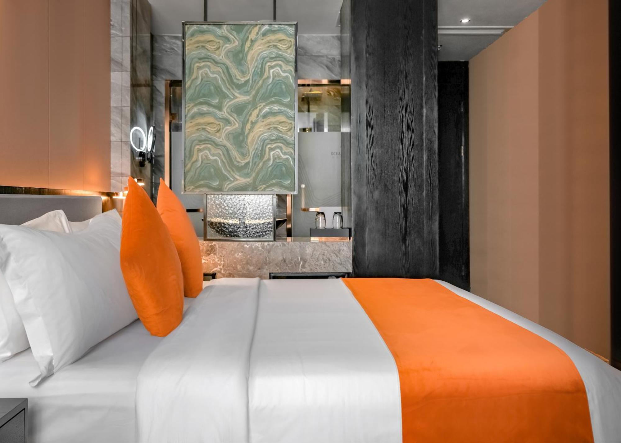 Ocean Hotel Пном Пен Екстериор снимка